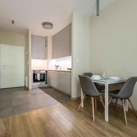 Wola Nest By Aparo - Metro Rondo Daszynskiego, Centrum, Browary Warszawskie, Winda, Balkon Апартаменты *
